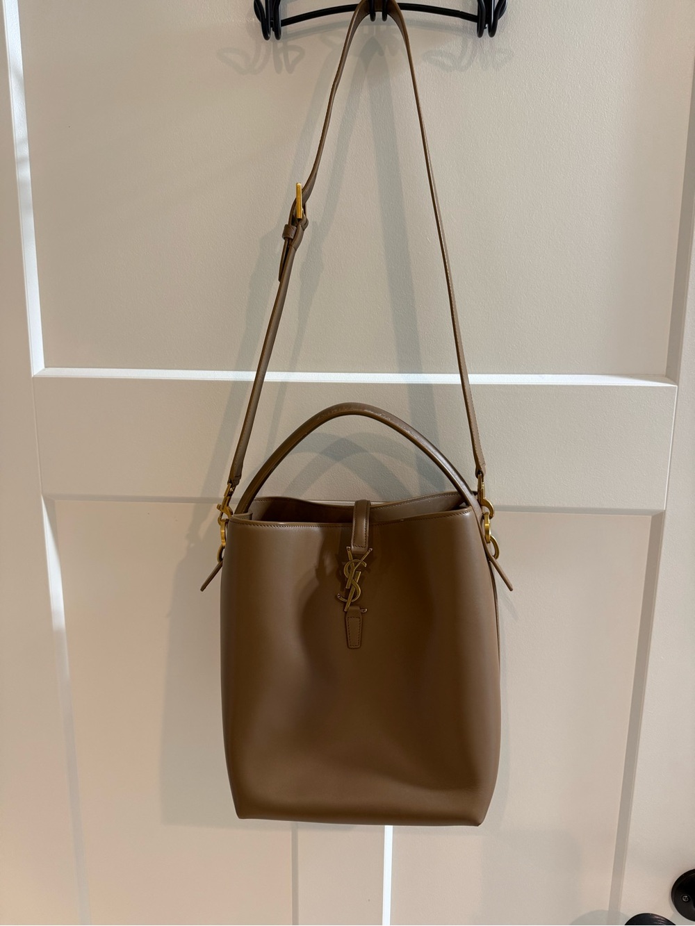 Saint Laurent Le 37 Bucket Bag